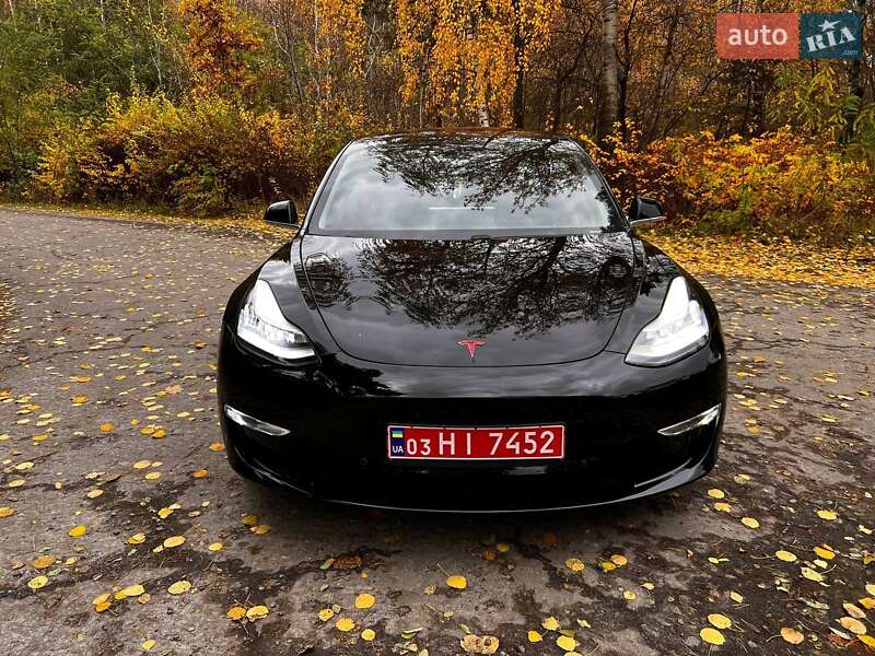 Седан Tesla Model 3 2018 в Ковеле