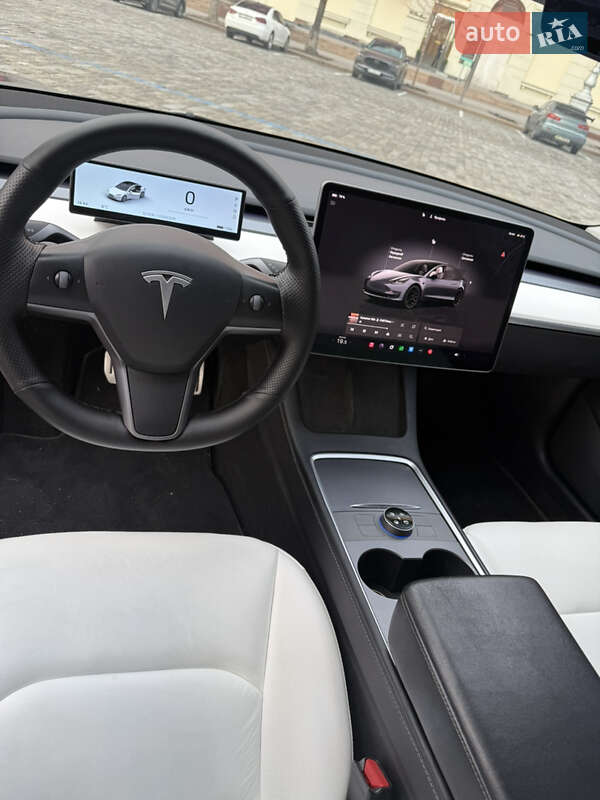 Седан Tesla Model 3 2022 в Харькове