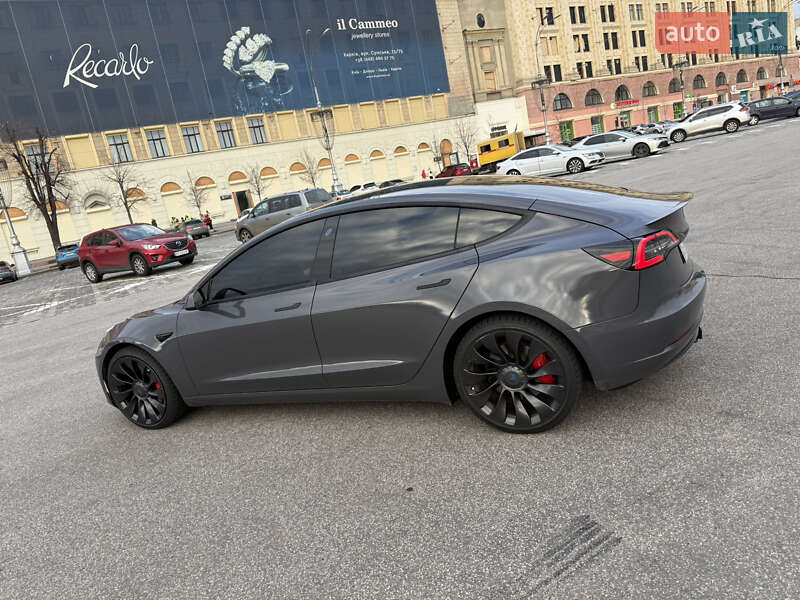 Седан Tesla Model 3 2022 в Харькове
