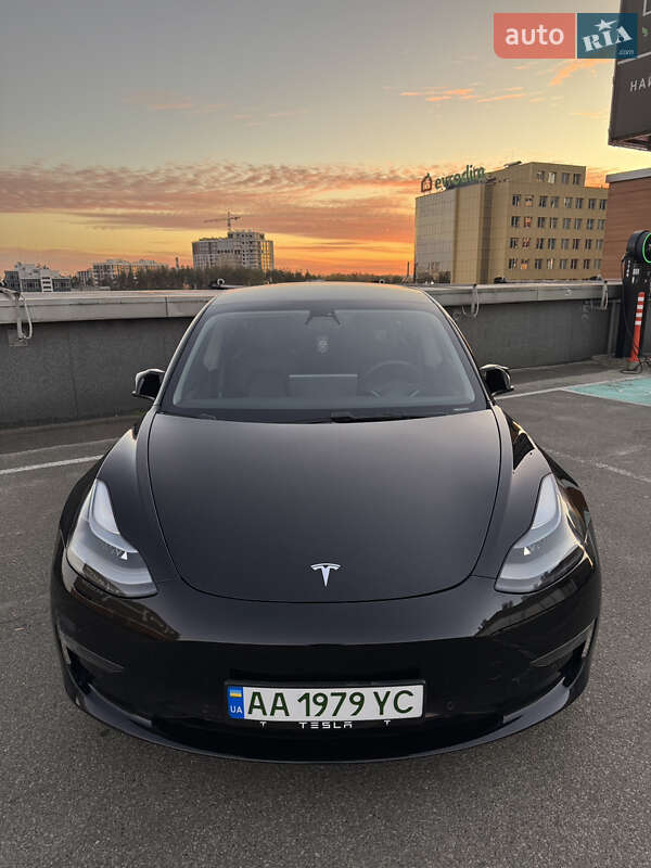 Седан Tesla Model 3 2021 в Киеве фото 9 Седан Tesla Model 3 2021 в Киеве