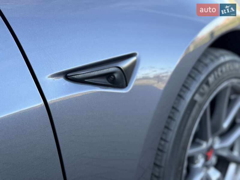 Седан Tesla Model 3 2023 в Стрые
