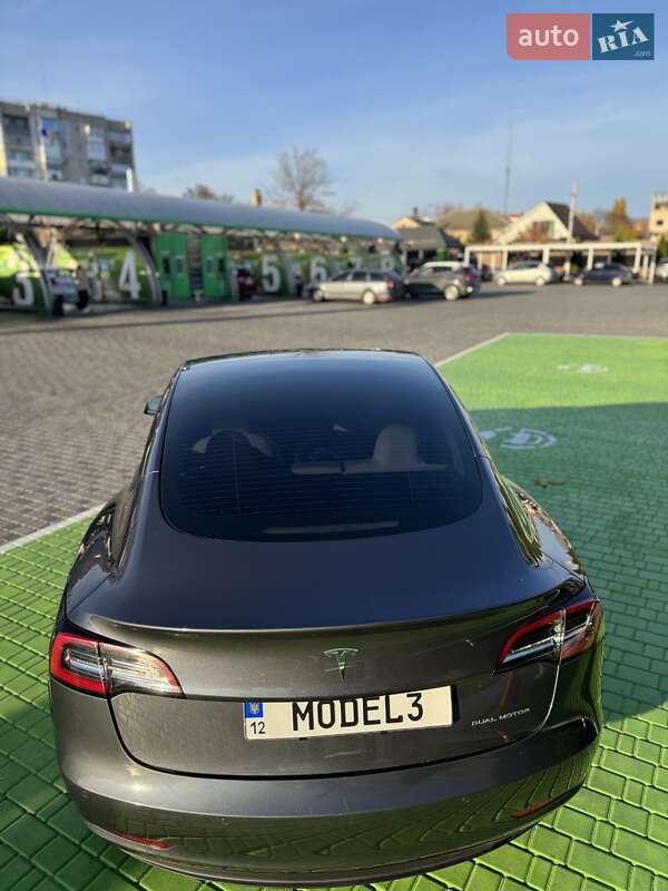 Седан Tesla Model 3 2021 в Кропивницькому фото 18 Седан Tesla Model 3 2021 в Кропивницькому