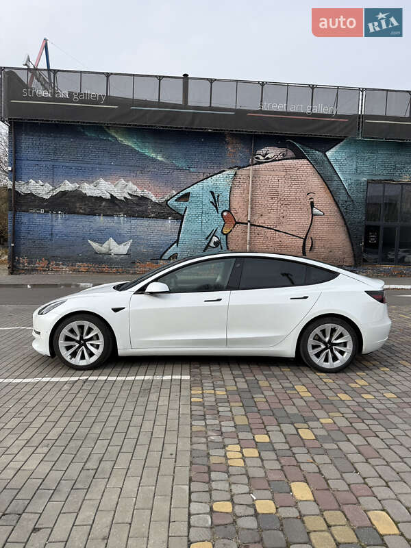 Седан Tesla Model 3 2021 в Луцьку фото 2 Седан Tesla Model 3 2021 в Луцьку