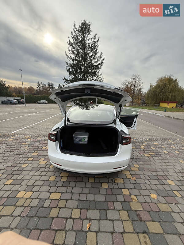 Седан Tesla Model 3 2021 в Луцьку фото 29 Седан Tesla Model 3 2021 в Луцьку