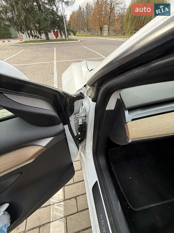 Седан Tesla Model 3 2021 в Луцьку фото 31 Седан Tesla Model 3 2021 в Луцьку