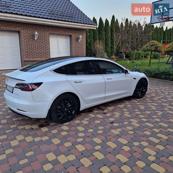 Седан Tesla Model 3 2019 в Черкассах фото 9 Седан Tesla Model 3 2019 в Черкассах
