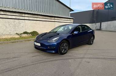 Седан Tesla Model 3 2023 в Києві