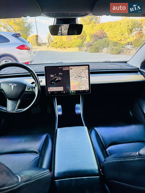 Седан Tesla Model 3 2019 в Новомосковську фото 18 Седан Tesla Model 3 2019 в Новомосковську