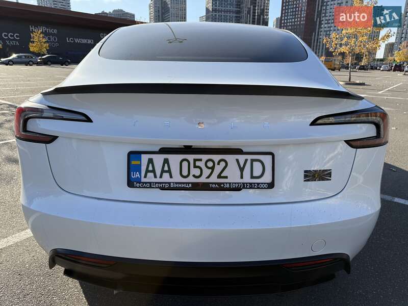 Седан Tesla Model 3 2024 в Києві фото 6 Седан Tesla Model 3 2024 в Києві