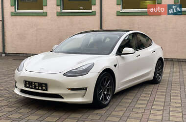 Седан Tesla Model 3 2021 в Стрые