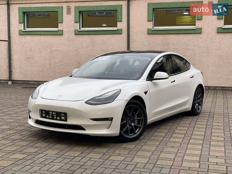 Седан Tesla Model 3 2021 в Стрые фото 3 Седан Tesla Model 3 2021 в Стрые