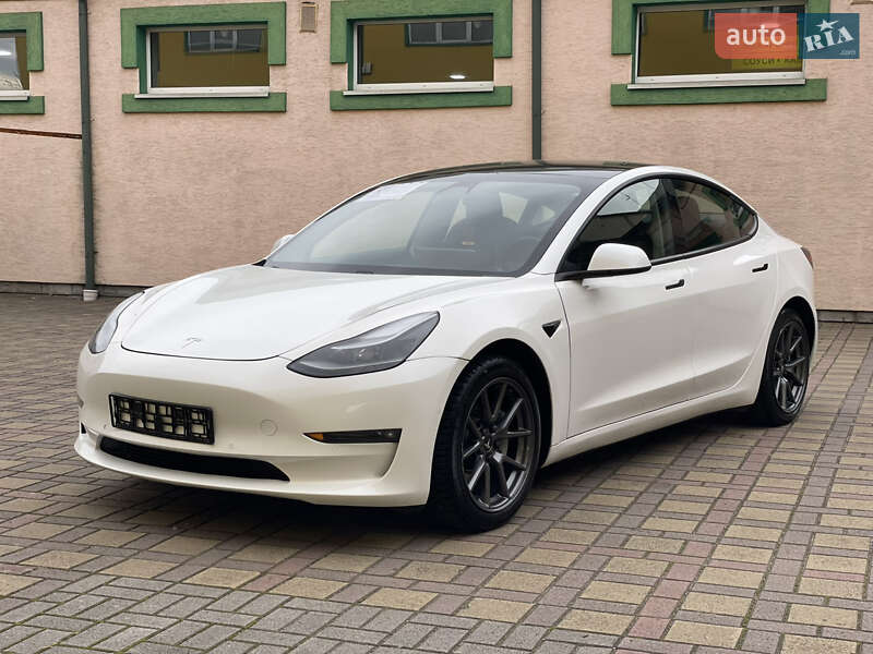 Седан Tesla Model 3 2021 в Стрию фото 7 Седан Tesla Model 3 2021 в Стрию