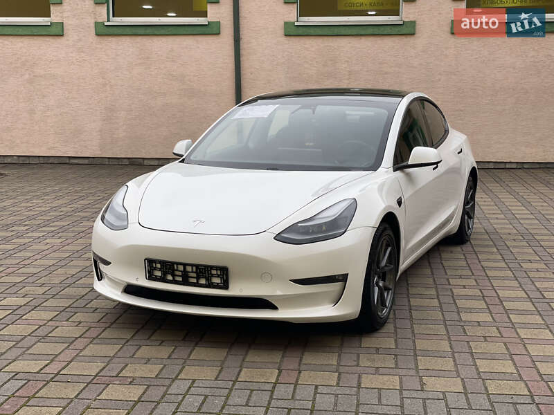 Седан Tesla Model 3 2021 в Стрию фото 26 Седан Tesla Model 3 2021 в Стрию