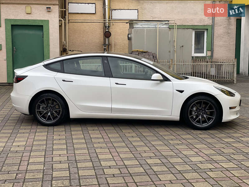 Седан Tesla Model 3 2021 в Стрию фото 31 Седан Tesla Model 3 2021 в Стрию
