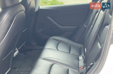 Седан Tesla Model 3 2021 в Стрые