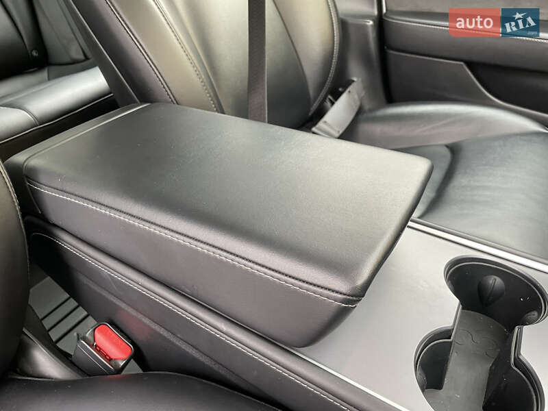 Седан Tesla Model 3 2021 в Стрию фото 67 Седан Tesla Model 3 2021 в Стрию