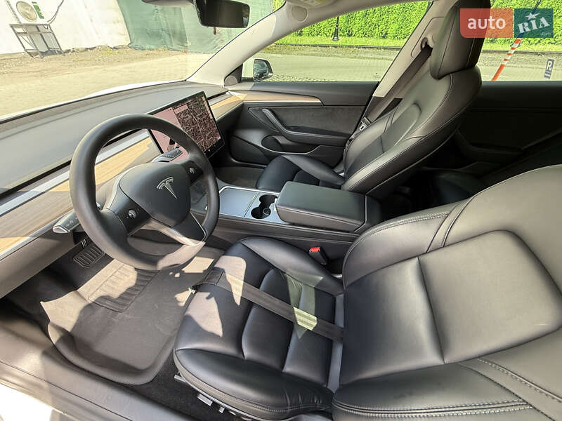 Седан Tesla Model 3 2021 в Хмельницькому фото 7 Седан Tesla Model 3 2021 в Хмельницькому