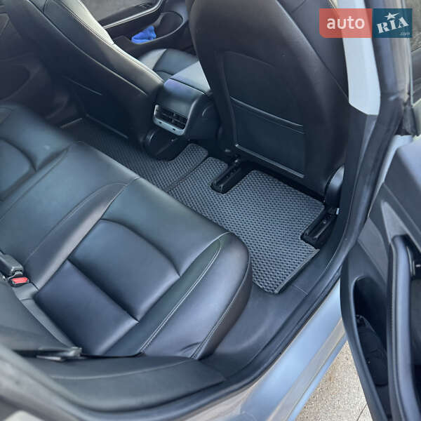 Седан Tesla Model 3 2018 в Києві фото 15 Седан Tesla Model 3 2018 в Києві