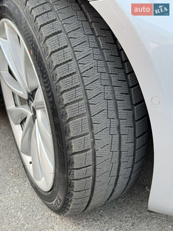 Седан Tesla Model 3 2018 в Києві фото 24 Седан Tesla Model 3 2018 в Києві