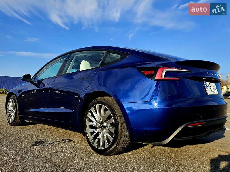 Седан Tesla Model 3 2024 в Днепре фото 4 Седан Tesla Model 3 2024 в Днепре