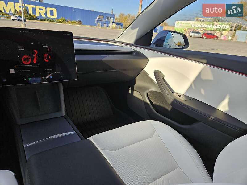 Седан Tesla Model 3 2024 в Днепре фото 21 Седан Tesla Model 3 2024 в Днепре
