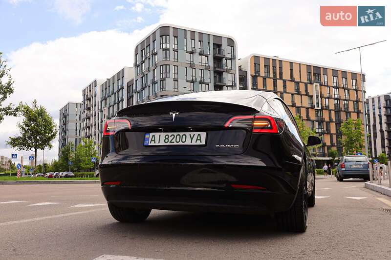 Седан Tesla Model 3 2023 в Киеве фото 16 Седан Tesla Model 3 2023 в Киеве