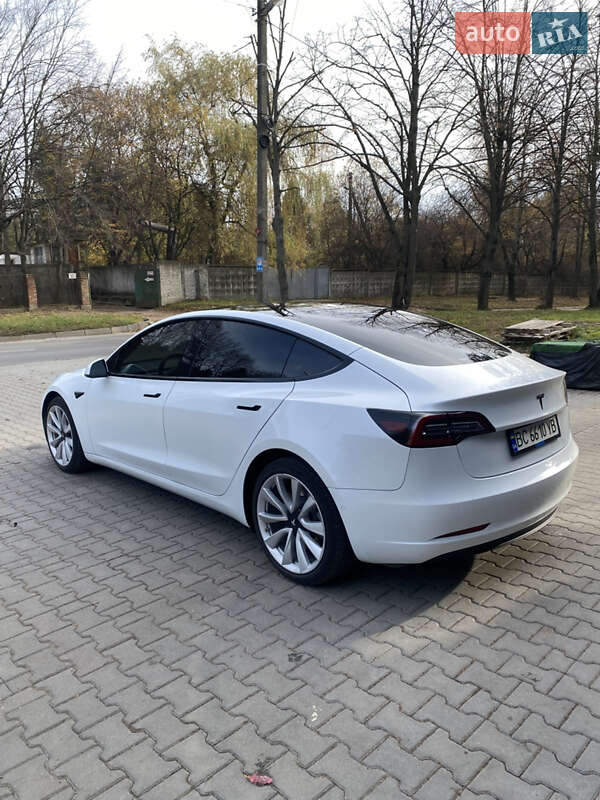 Седан Tesla Model 3 2020 в Львове фото 4 Седан Tesla Model 3 2020 в Львове