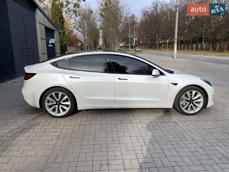 Седан Tesla Model 3 2020 в Львове фото 8 Седан Tesla Model 3 2020 в Львове