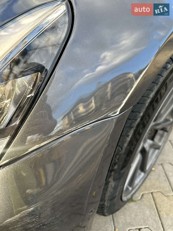 Седан Tesla Model 3 2020 в Черновцах