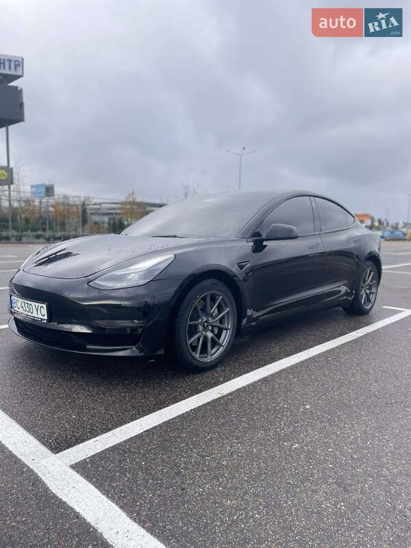 Седан Tesla Model 3 2023 в Львове фото 15 Седан Tesla Model 3 2023 в Львове