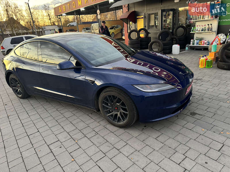 Седан Tesla Model 3 2024 в Ужгороді фото 6 Седан Tesla Model 3 2024 в Ужгороді