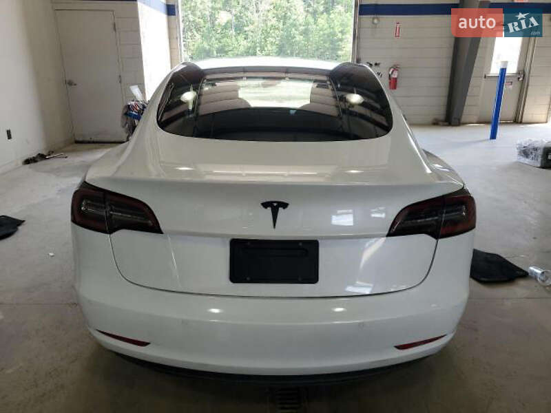 Седан Tesla Model 3 2021 в Луцке фото 6 Седан Tesla Model 3 2021 в Луцке