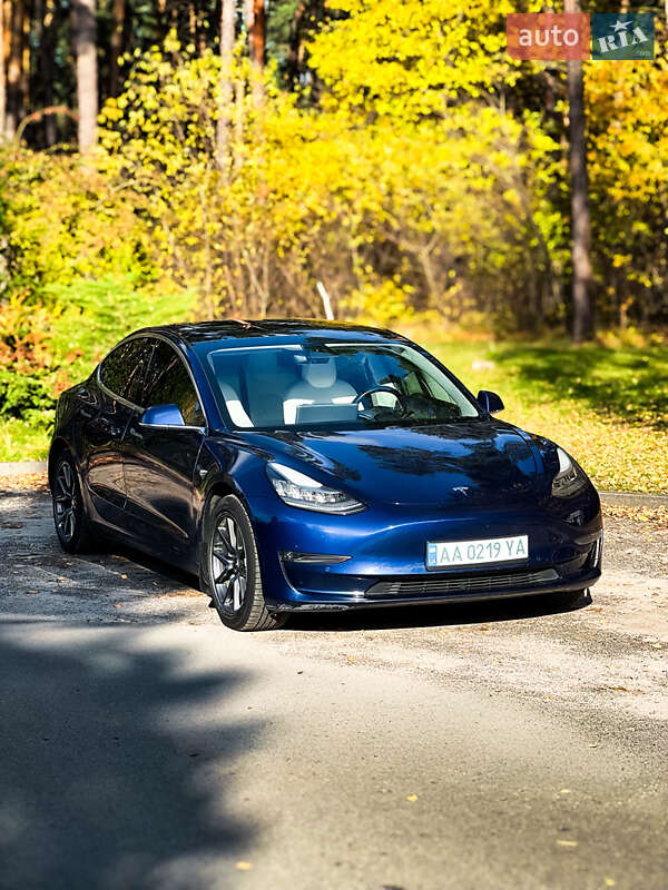 Седан Tesla Model 3 2019 в Києві фото 3 Седан Tesla Model 3 2019 в Києві