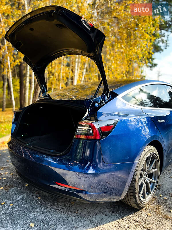 Седан Tesla Model 3 2019 в Києві фото 8 Седан Tesla Model 3 2019 в Києві
