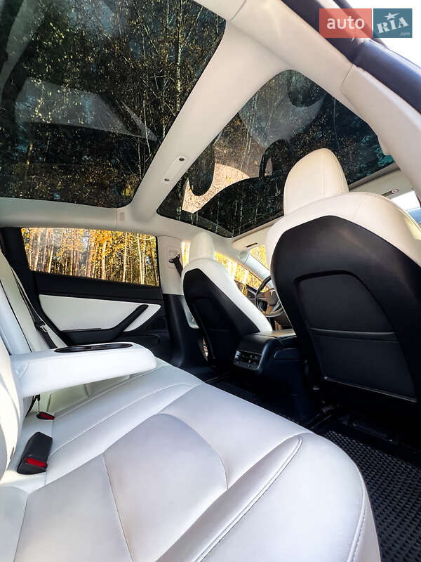 Седан Tesla Model 3 2019 в Києві фото 20 Седан Tesla Model 3 2019 в Києві