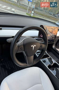 Седан Tesla Model 3 2020 в Харькове