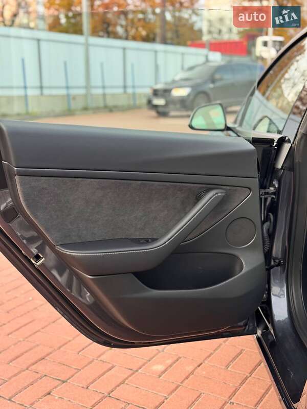 Седан Tesla Model 3 2023 в Полтаве фото 19 Седан Tesla Model 3 2023 в Полтаве