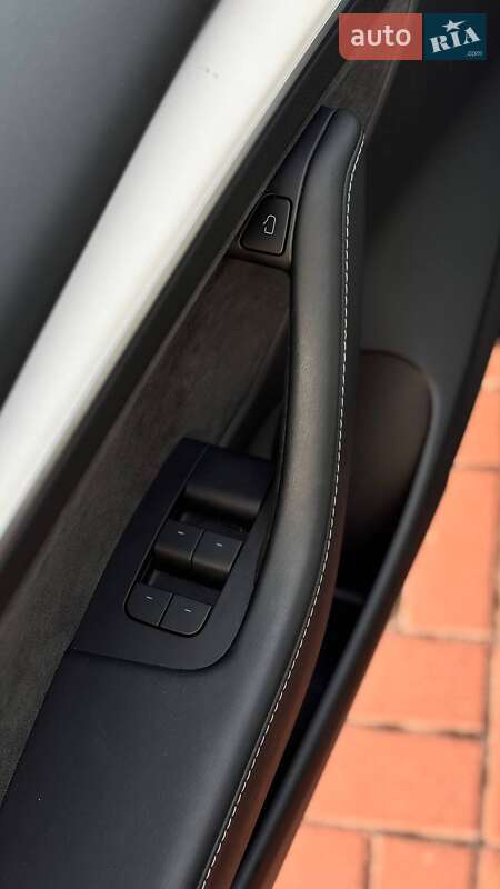 Седан Tesla Model 3 2023 в Полтаве фото 23 Седан Tesla Model 3 2023 в Полтаве