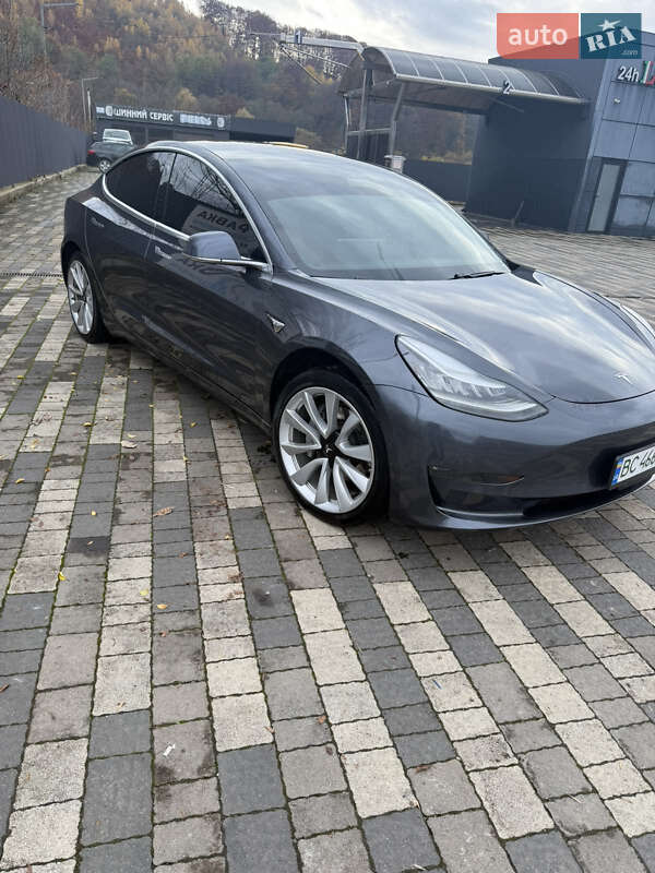 Tesla Model 3 2019 Tesla Model 3 2019