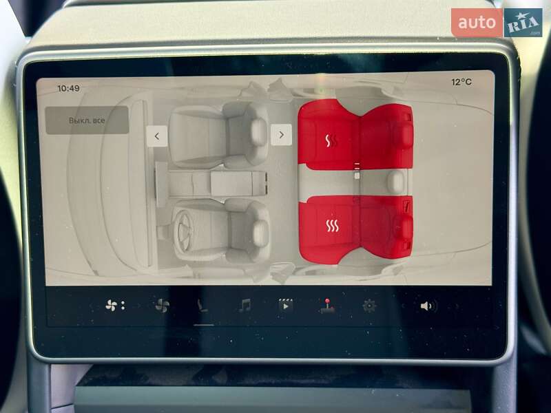 Седан Tesla Model 3 2024 в Днепре