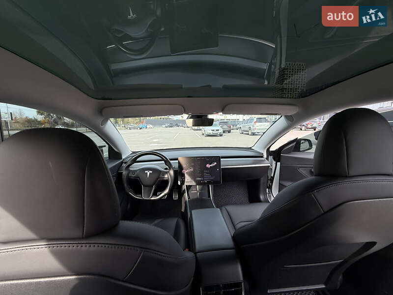 Седан Tesla Model 3 2020 в Киеве фото 15 Седан Tesla Model 3 2020 в Киеве