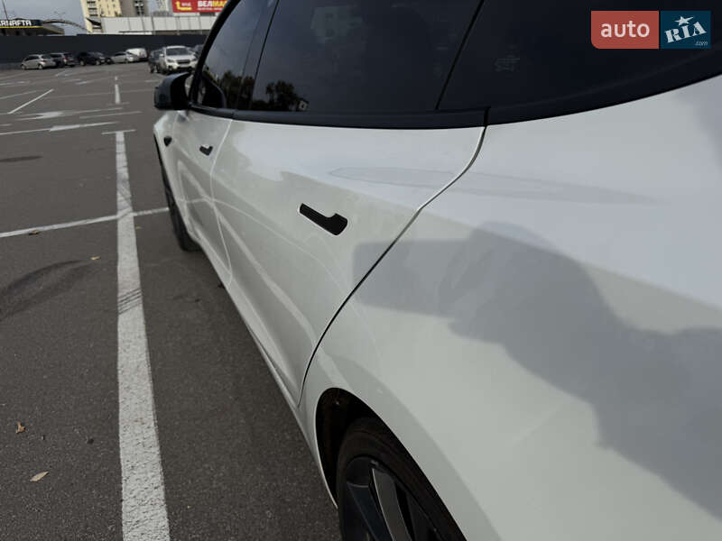 Седан Tesla Model 3 2020 в Киеве фото 20 Седан Tesla Model 3 2020 в Киеве