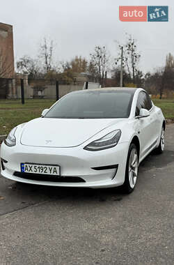 Седан Tesla Model 3 2018 в Харкові