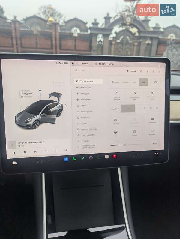 Седан Tesla Model 3 2019 в Звягелі