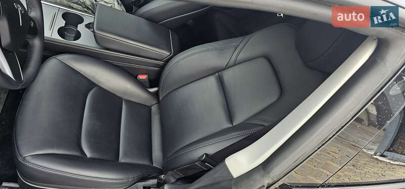 Седан Tesla Model 3 2023 в Львове фото 49 Седан Tesla Model 3 2023 в Львове