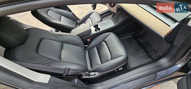 Седан Tesla Model 3 2023 в Львове фото 50 Седан Tesla Model 3 2023 в Львове