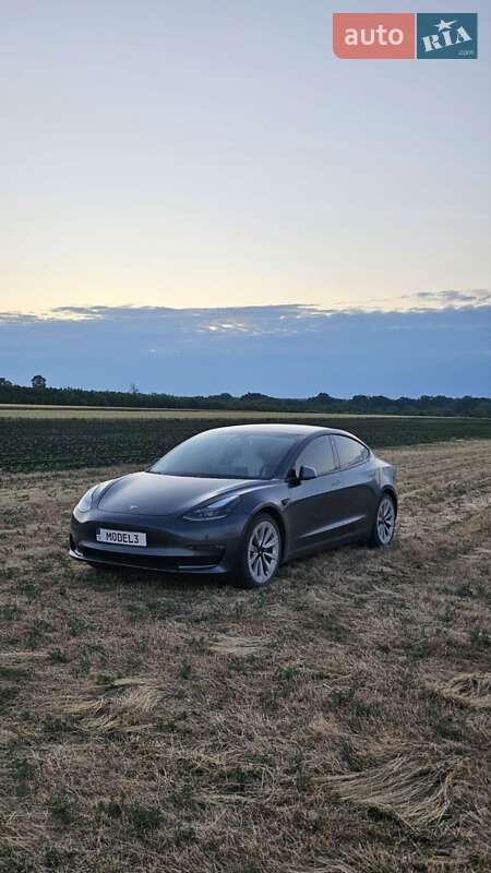 Седан Tesla Model 3 2021 в Кропивницькому фото 39 Седан Tesla Model 3 2021 в Кропивницькому