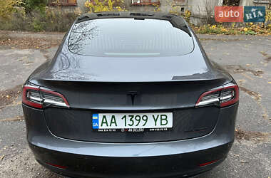 Седан Tesla Model 3 2018 в Харькове