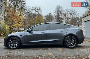Седан Tesla Model 3 2018 в Харькове