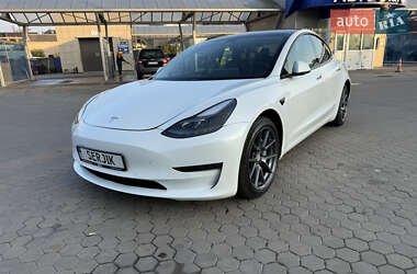 Седан Tesla Model 3 2022 в Луцке